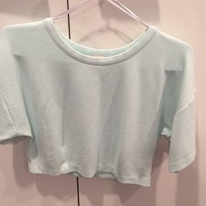 H&M cropped mint short sleeve sweatshirt